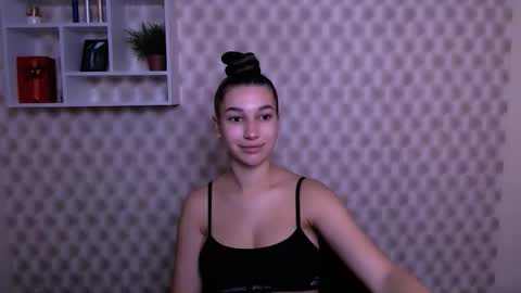 Karolina online show from 10.02.25