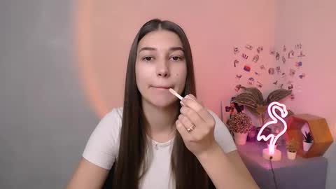 Karolina online show from 11.17.25