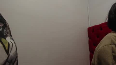 Snapshot of karolineburnx chatting on 02.11.25 Isa online show from 02.11.25