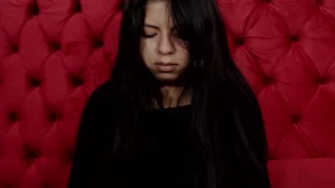 Snapshot of karolineburnx chatting on 02.25.25 Isa online show from 02.25.25