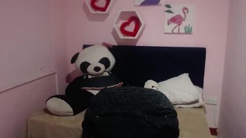 Snapshot of karolineburnx chatting on 03.01.25 Isa online show from 03.01.25