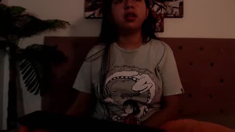 Snapshot of karolineburnx chatting on 03.06.25 Isa online show from 03.06.25