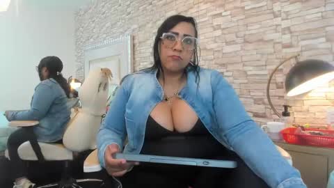 karolwestt online show from 10.07.25