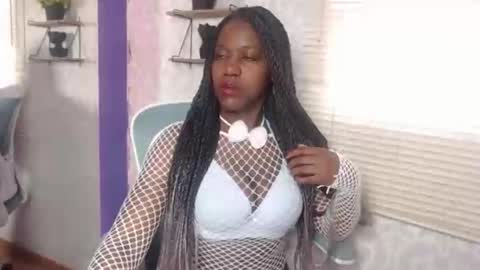 Snapshot of karooll_smit chatting on 10.23.25 karooll_smit online show from 10.23.25