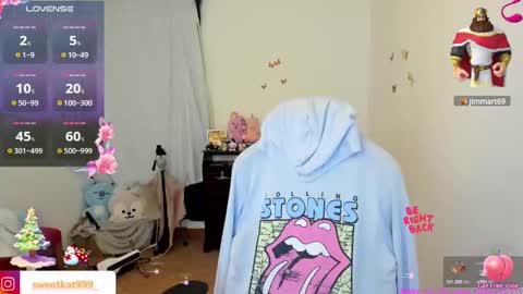 Snapshot of kat_ly_chan chatting on 12.03.24 Kat online show from 12.03.24