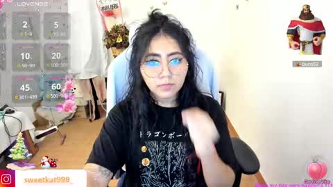 Snapshot of kat_ly_chan chatting on 12.22.24 Kat online show from 12.22.24