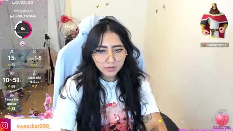 Snapshot of kat_ly_chan chatting on 12.31.24 Kat online show from 12.31.24