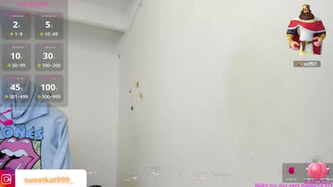 Snapshot of kat_ly_chan chatting on 02.01.25 Kat online show from 02.01.25