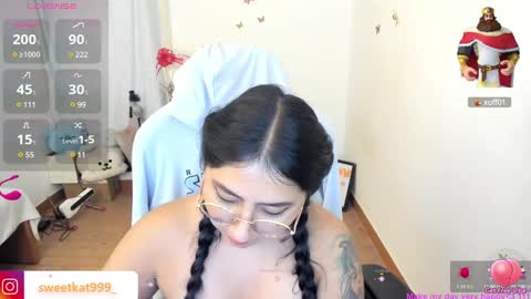 Snapshot of kat_ly_chan chatting on 02.01.25 Kat online show from 02.01.25