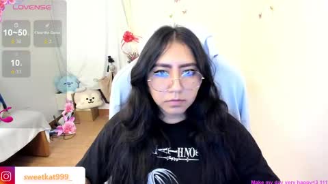 Snapshot of kat_ly_chan chatting on 02.18.25 Kat online show from 02.18.25