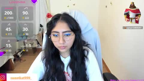 Snapshot of kat_ly_chan chatting on 03.07.25 Kat online show from 03.07.25