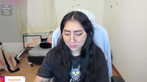 Snapshot of kat_ly_chan chatting on 09.11.25 Kat online show from 09.11.25