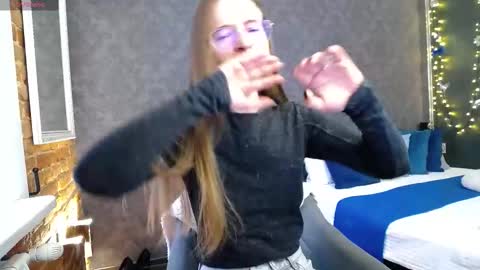 .Be kind and gentle with me and I will do my best for you.   online show from 11.22.25