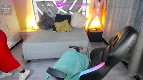 kate_lawrence_ online show from 01.30.25