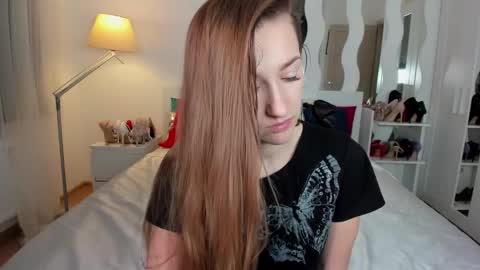 Snapshot of kate_redgar chatting on 02.15.25 kate_redgar online show from 02.15.25