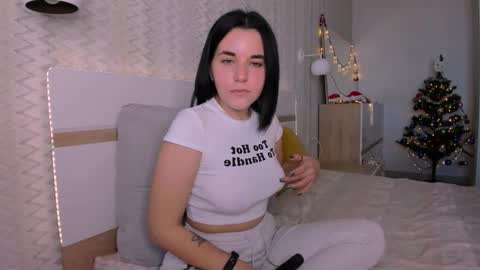 KATE online show from 01.04.25