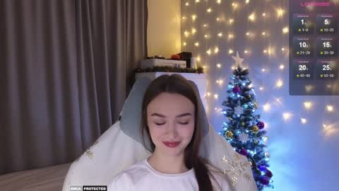 Snapshot of kateleoo chatting on 12.12.24 Im Kate online show from 12.12.24