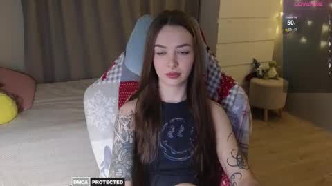 Snapshot of kateleoo chatting on 03.04.25 Im Kate online show from 03.04.25