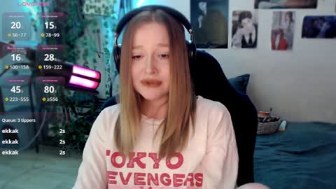 Snapshot of katerinaxvold chatting on 02.04.25 Lisa online show from 02.04.25