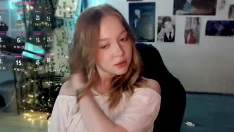 Snapshot of katerinaxvold chatting on 02.10.25 Lisa online show from 02.10.25