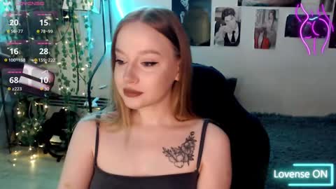 Snapshot of katerinaxvold chatting on 02.20.25 Lisa online show from 02.20.25