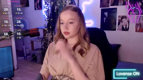 Snapshot of katerinaxvold chatting on 02.25.25 Lisa online show from 02.25.25