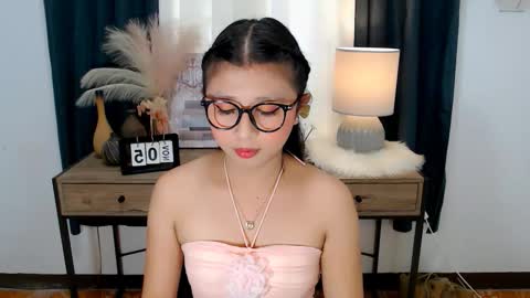 KATE online show from 11.05.25