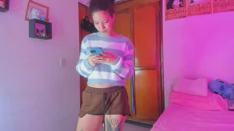 Snapshot of kathc_19 chatting on 12.28.24 Katerine online show from 12.28.24