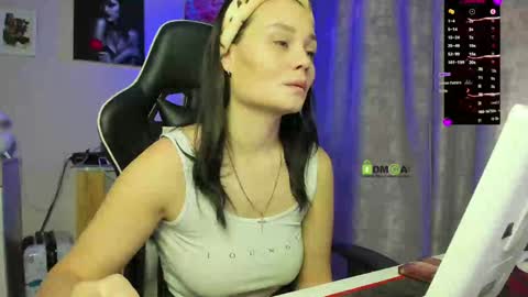 Snapshot of kathiekat chatting on 01.29.25 Kathie online show from 01.29.25