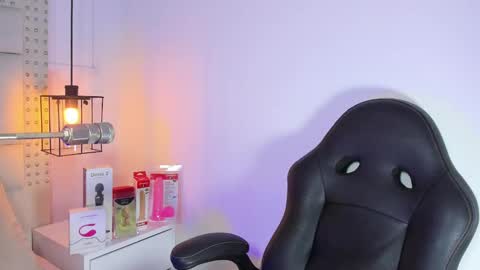 Khaty online show from 12.21.24