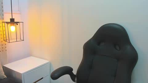 Khaty online show from 12.27.24