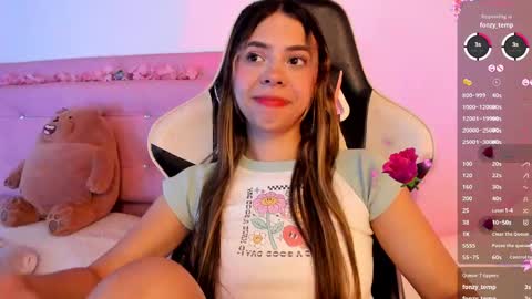 Snapshot of kathyy01 chatting on 03.07.25 valentina  online show from 03.07.25