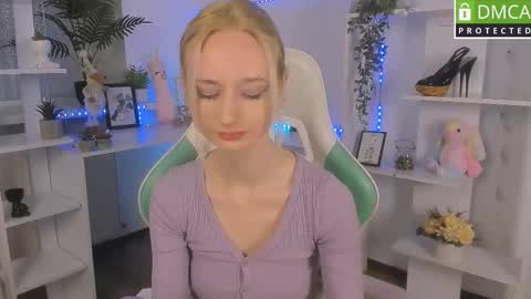 Katia  online show from 10.12.25