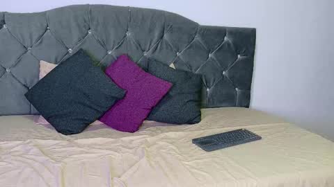 Snapshot of katia_rivas chatting on 11.09.25 Katia Rivas online show from 11.09.25