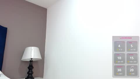 Katia Foster online show from 11.30.25