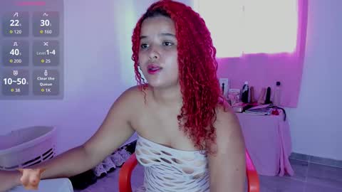 Snapshot of katie_perry18 chatting on 10.26.25 katie_perry18 online show from 10.26.25