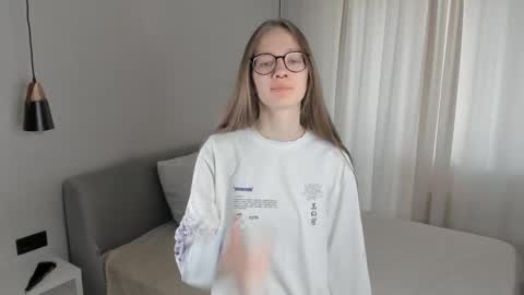 Scarlett online show from 10.17.25