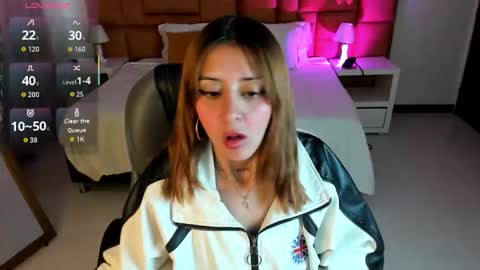 Snapshot of katnia_and_marcuz chatting on 10.06.25 Katnia and Marcuz online show from 10.06.25