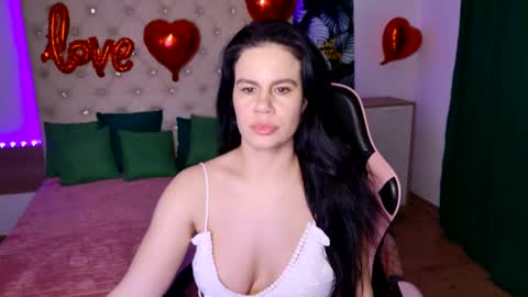 KattieSims online show from 02.06.25