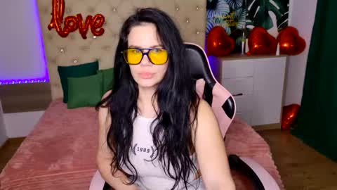KattieSims online show from 02.17.25