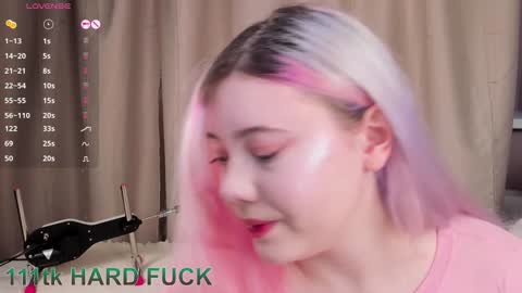 Snapshot of kawaii_yuki chatting on 01.03.25 Yuki  online show from 01.03.25