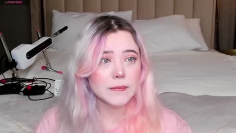 Snapshot of kawaii_yuki chatting on 01.24.25 Yuki  online show from 01.24.25