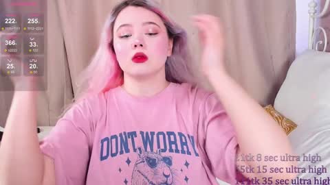 Snapshot of kawaii_yuki chatting on 01.27.25 Yuki  online show from 01.27.25