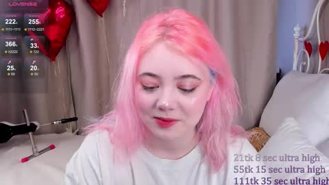 Snapshot of kawaii_yuki chatting on 02.13.25 Yuki  online show from 02.13.25