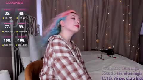 Snapshot of kawaii_yuki chatting on 02.22.25 Yuki  online show from 02.22.25