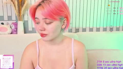 Snapshot of kawaii_yuki chatting on 10.04.25 Yuki  online show from 10.04.25