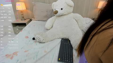 Snapshot of kaya_taraji chatting on 02.21.25 online show from 02.21.25