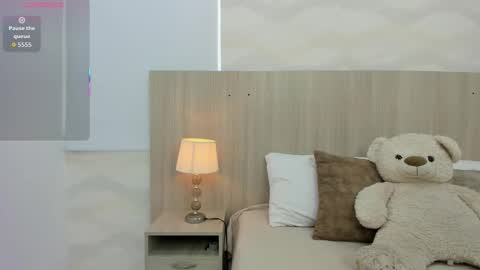   online show from 11.06.25