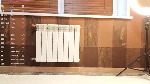 Snapshot of kaycee__ chatting on 10.25.25 kaycee__ online show from 10.25.25