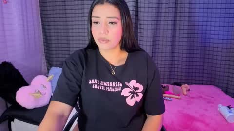 Snapshot of kayleemorales chatting on 09.28.25 Kaylee online show from 09.28.25